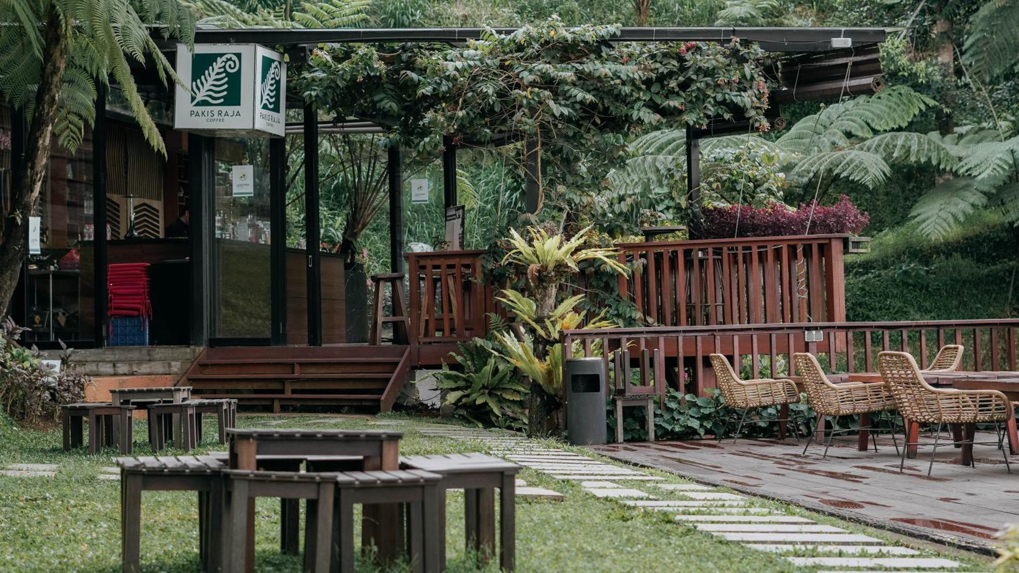 Damar Langit Resort Cisarua Exterior photo