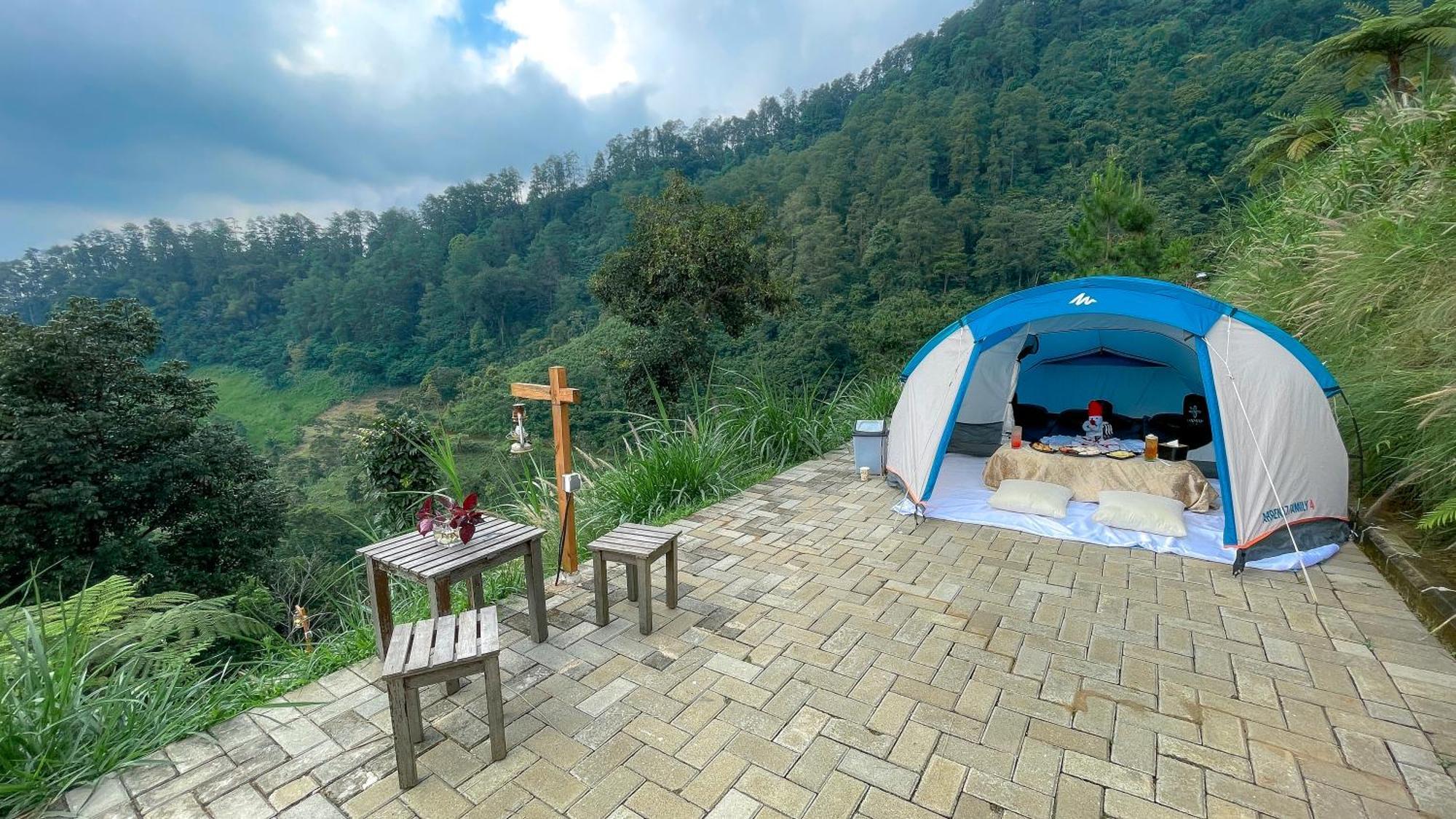 Damar Langit Resort Cisarua Exterior photo