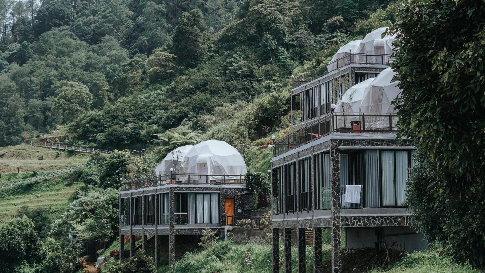 Damar Langit Resort Cisarua Exterior photo