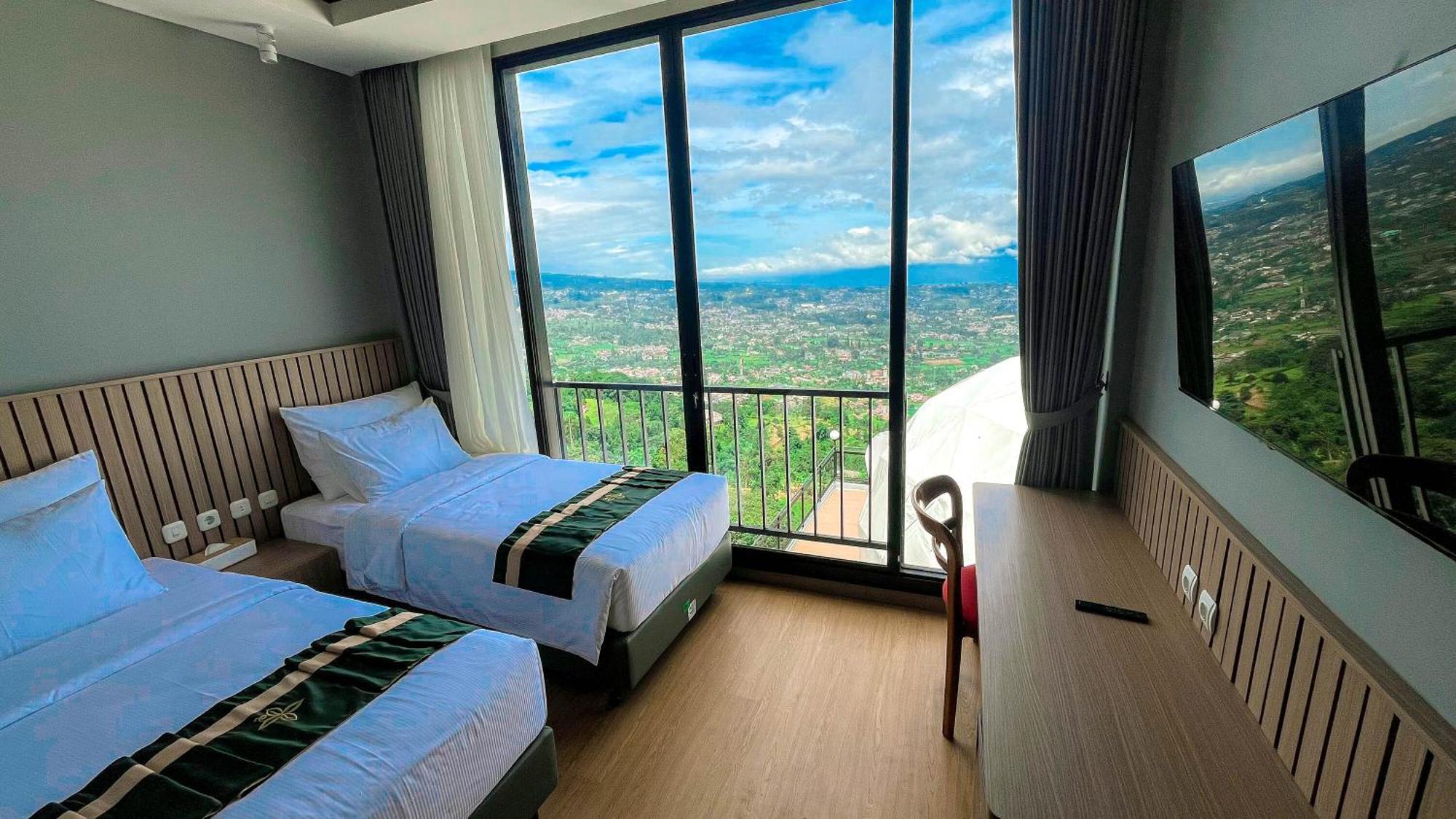 Damar Langit Resort Cisarua Exterior photo
